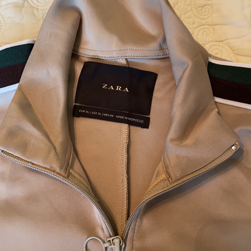 Zara Jacket - Picture 2 of 8
